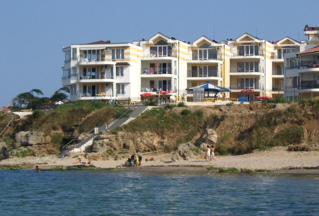 Golden Wave Apartment Sosopol Exterior foto