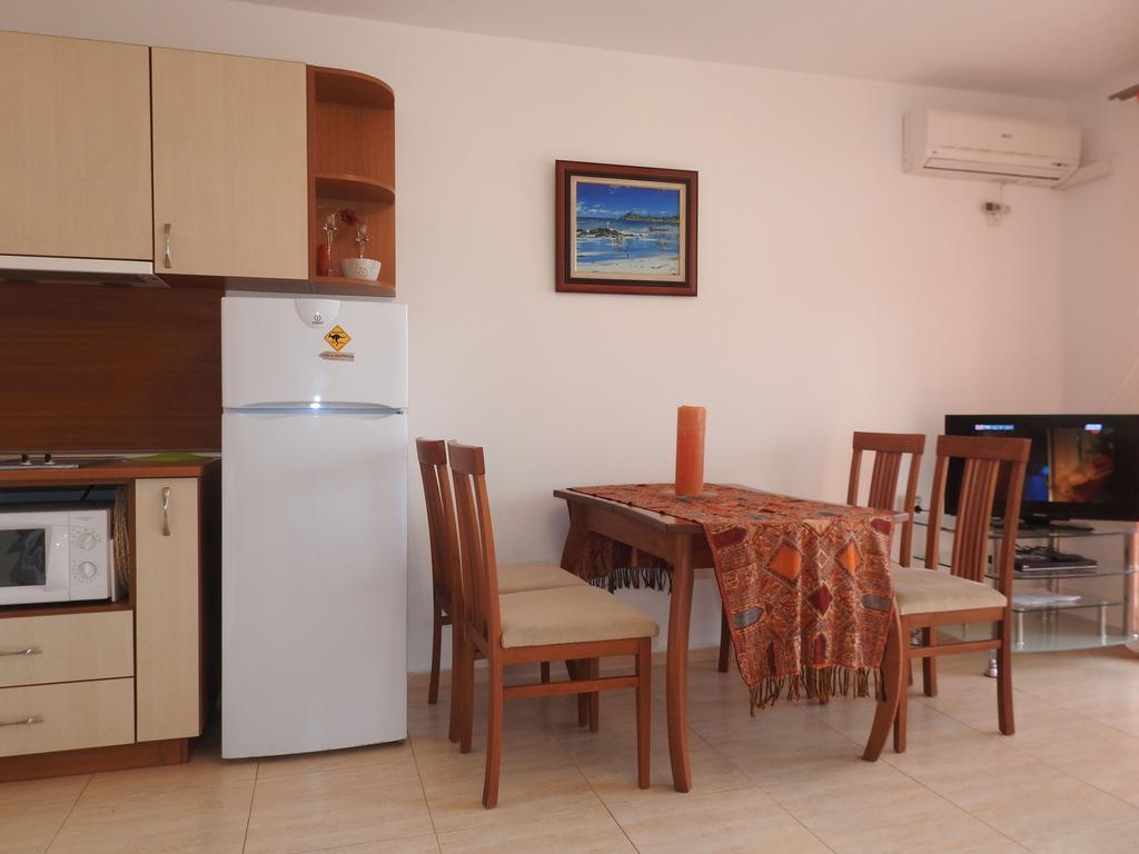 Golden Wave Apartment Sosopol Exterior foto