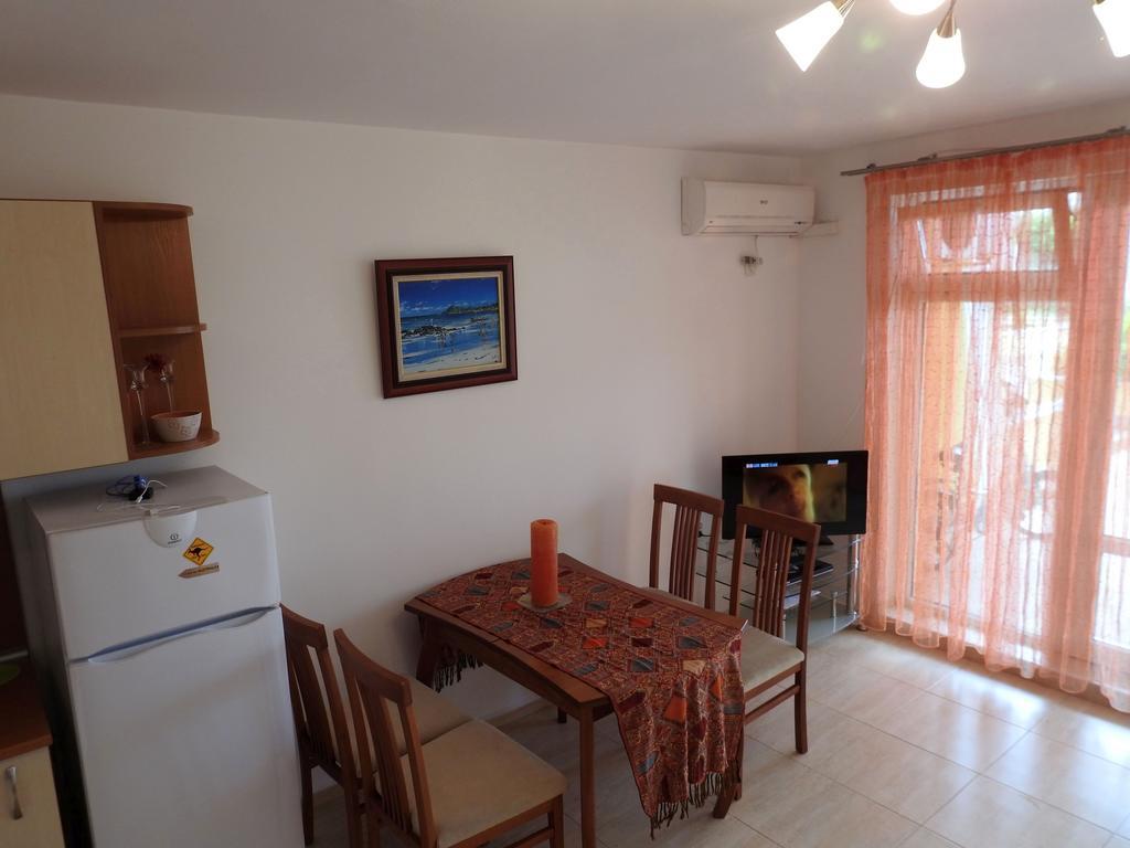 Golden Wave Apartment Sosopol Exterior foto